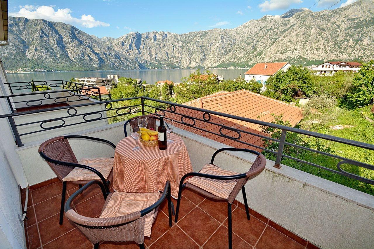 Apartments Soso Kotor Exterior photo