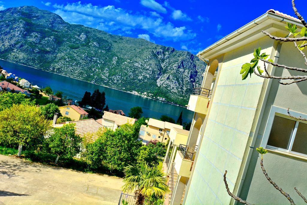 Apartments Soso Kotor Exterior photo